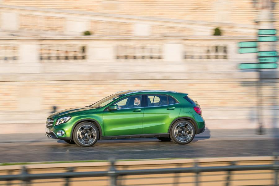  Mercedes-Benz GLA200 d 4Matic 2017 года  (WW) (фото 9 из 13)